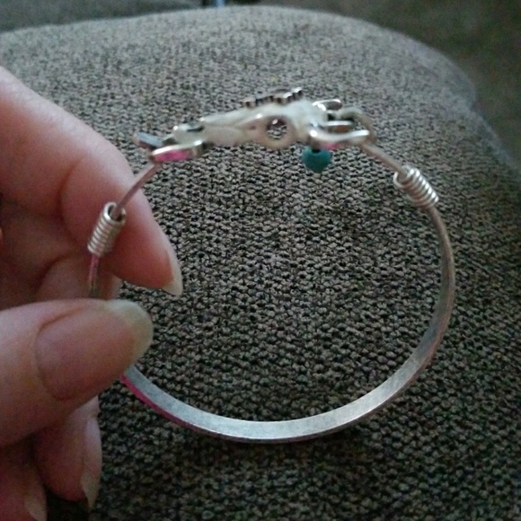 Cow Skull w/Cross Clasp Bracelet - Picture 6 of 6